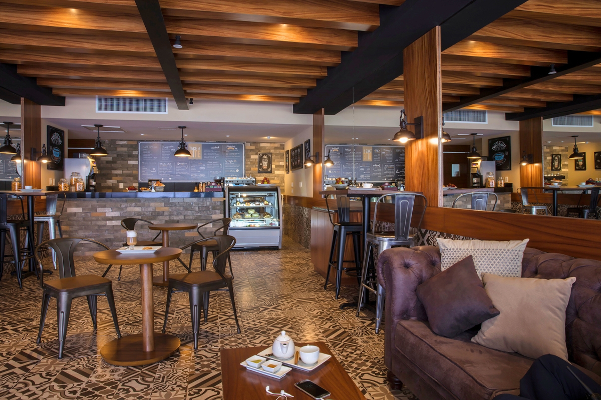 KRYSTALGRANDLOSCABOS_RESTAURANT_DELI_TAKE_A_BITE