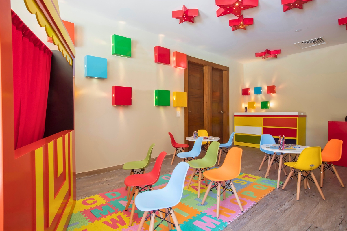 Krystalgrand_loscabos_Kamp_Krystal_Club